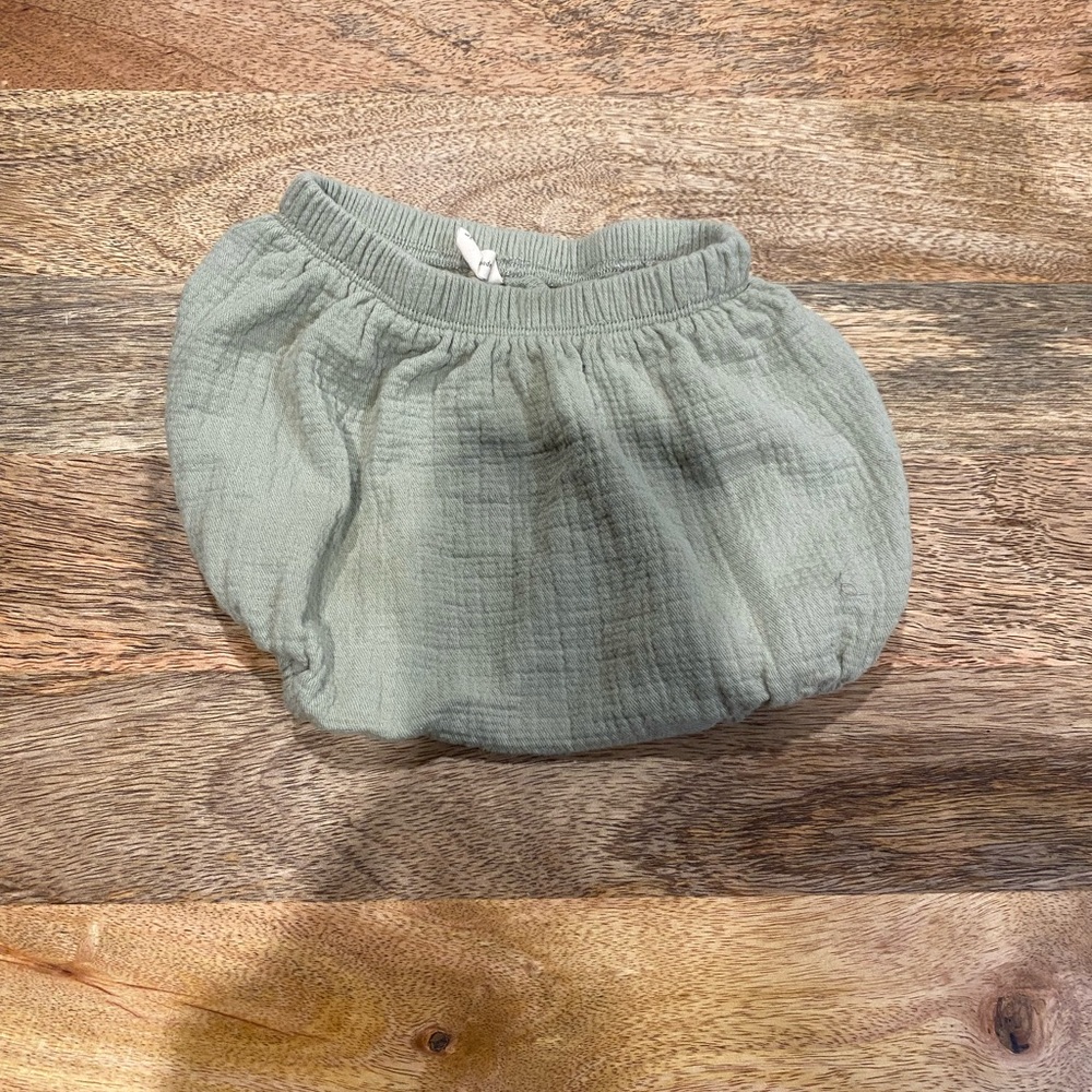 Quincy Mae safe muslin bloomers